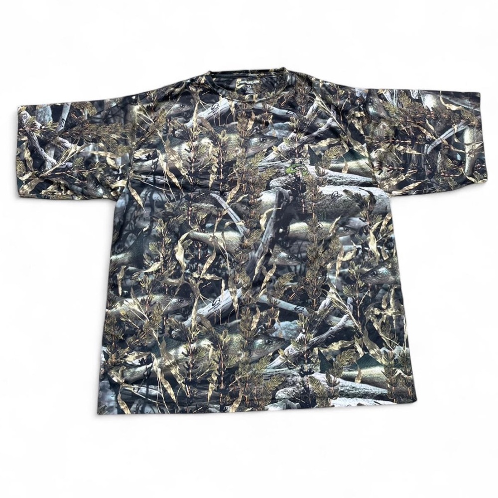 Fishouflage Camo fish size XL baggy Walleye streetwear shirt